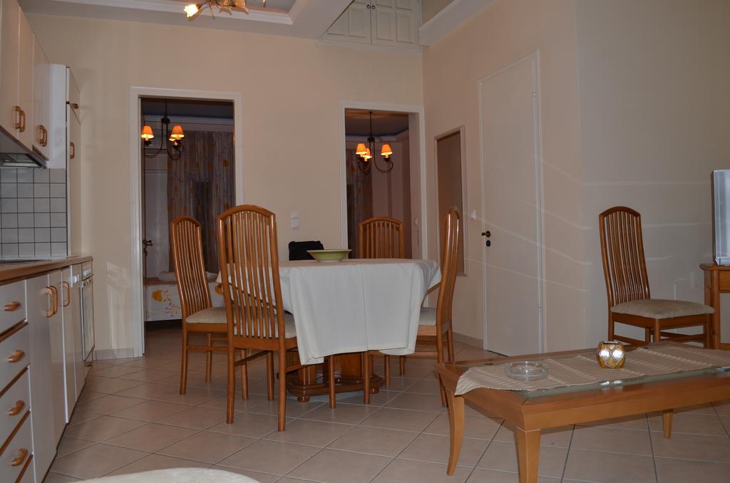 Annas Apartment Parga Ngoại thất bức ảnh